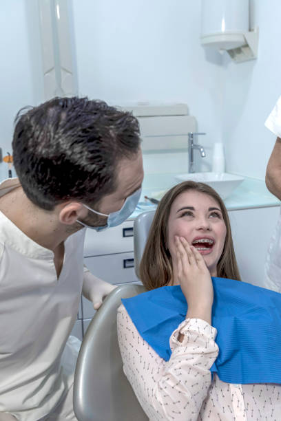 Best Emergency Tooth Extraction in Byram, CT